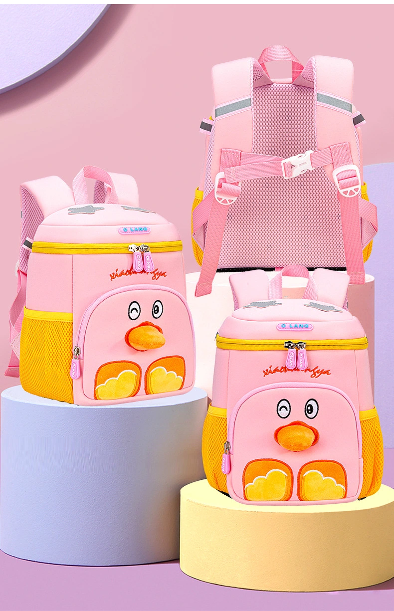 New Fashion Wink Little Yellow Duck Children Backpack Kids Like Outdoor Play Kindergarten Backpack