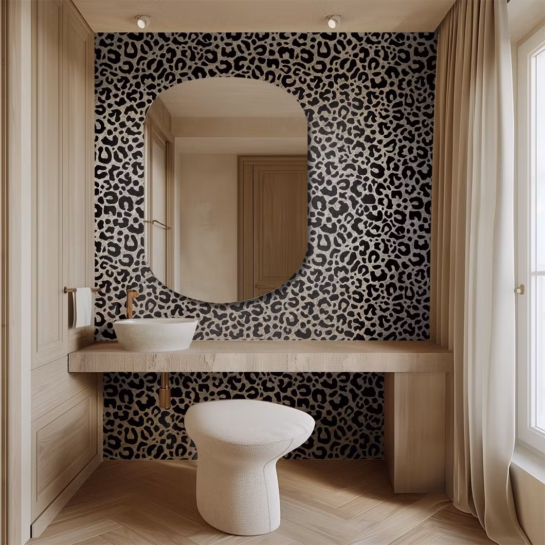 Digital Printing Vinyl Waterproof Wallpaper / Customized Non-Woven Wallpaper for Home Decoration - Leopard Interior Wallpaper - Commercial and Residential
