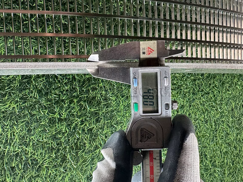 Johnson Curved Wedge Wire Screens with 0.17mm Screen Slot of 50 Degrees Arc