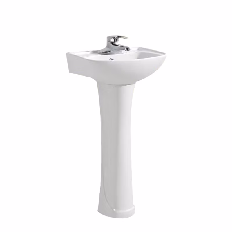 Europe Market Floor Mounted White Ceramic Sanitary Wares Toilet Water Closet