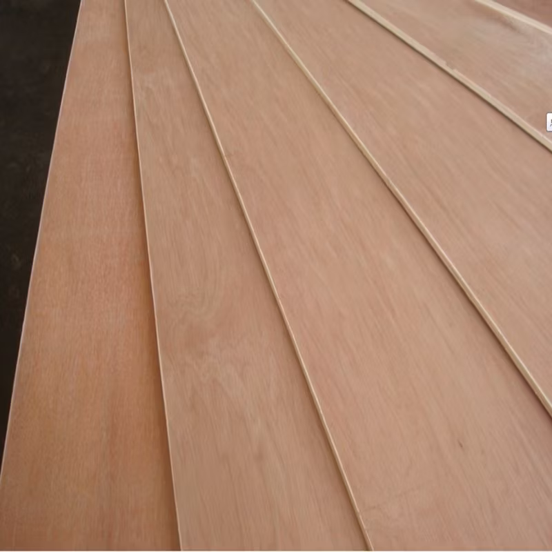 Poplar Core Bintangor Okoume Pencil Cedar Commercial Plywood for Furniture and Construction