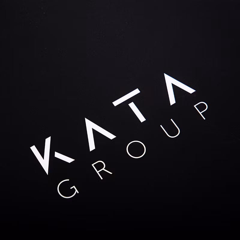 Custom Logo Matt Lamination Printing Shoes Scarf Clothing Shopping Gift Paper Bag Packaging