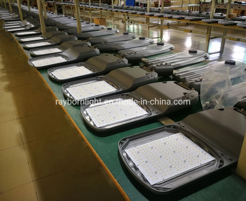 Outdoor Public Car Park IP66 Solar 50W/60W/80W/100W/120W/150W/200W/300 Watt LED Street Lamp with Garden Highway Area Road Roadway Squares Parking Lot Lighting