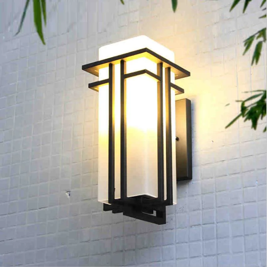 European Outdoor Wall Lamp Waterproof Outdoor Exterior Wall Light Black (WH-HR-92)