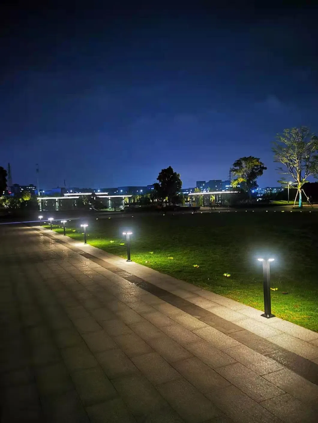 Outdoor Waterproof IP65 Solar Panel LED Bollard Lights for Pathway Garden Walkway Park Yard