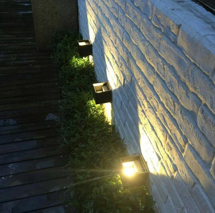 Beam Angle Adjustable Wall Lamp up and Down Light up Outdoor Garden Light Decorative Wall Lamp