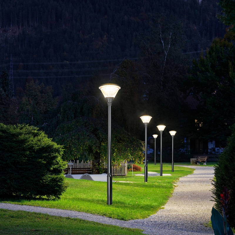 European Style Post Lamp Decoration Residential Path Pole Lighting Bright UFO Post Top Lantern Solar Garden Lights