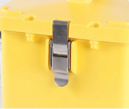 Phltd Industrial Mobile Portable Plastic Waterproof and Dustproof Distribution Box Industrial Waterproof Socket Box Junction Box with Handle