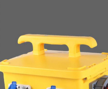 Phltd Industrial Mobile Portable Plastic Waterproof and Dustproof Distribution Box Industrial Waterproof Socket Box Junction Box with Handle