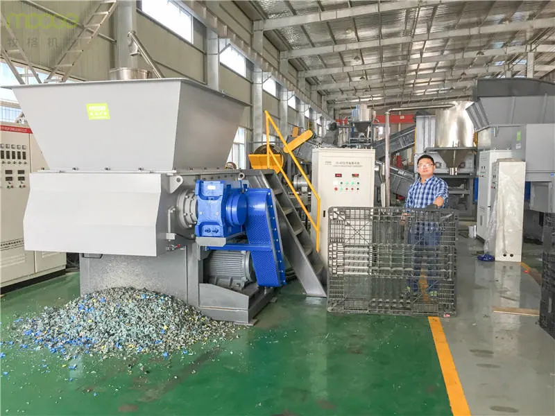 PP PE Film Thick Wall Pipe Recycling Machinery Single Shaft Shredder