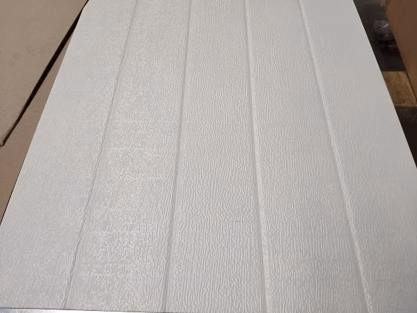 Good Price Modern Chinese Design Insulated Flap Vertical Lift Sectional Overhead Automatic Garage Doors Steel Glass for Villa