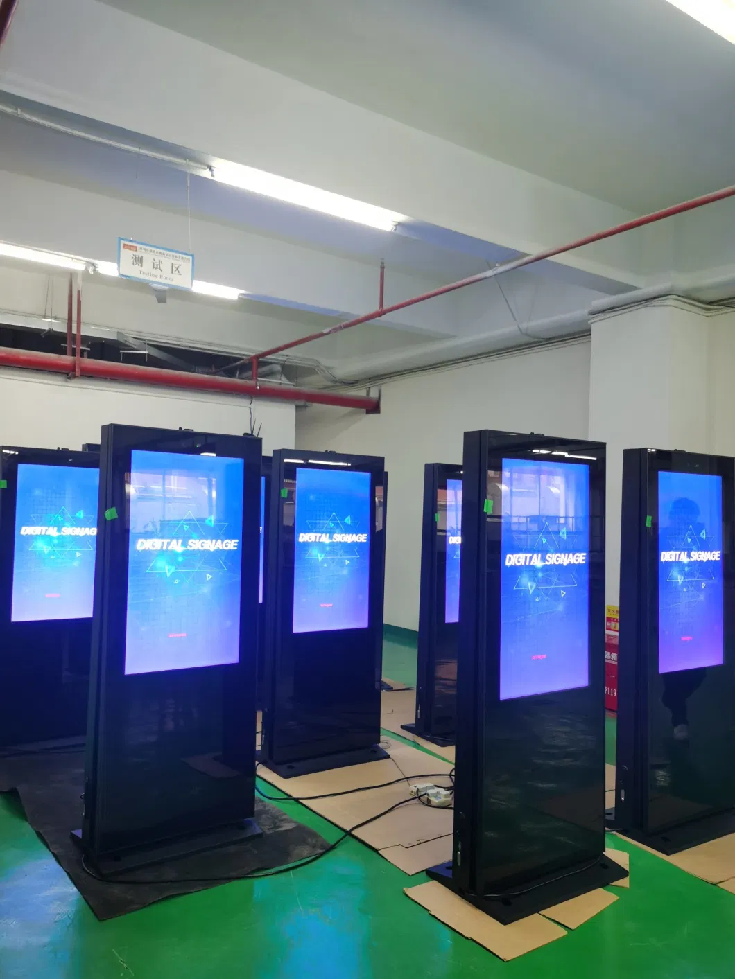 32 43 55 65 and 75inch 4K Screen Android System LCD Outdoor Digital Signage with Fan Cooling System and 3000nits Brightness