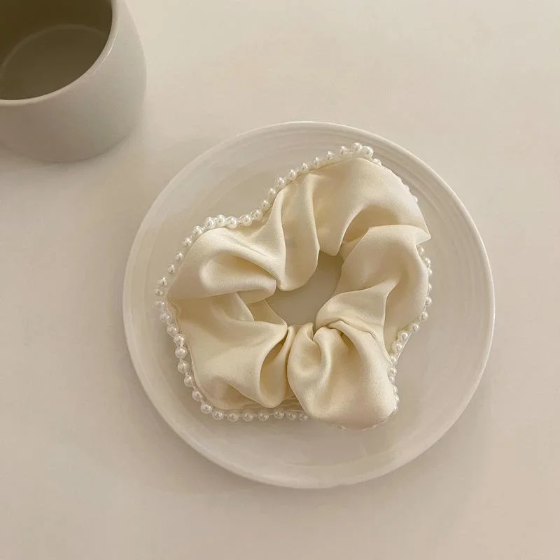 Wholesale Custom New Style Satin Silk Scrunchies Elegant Pearl Sweet Elastic Hair Bands