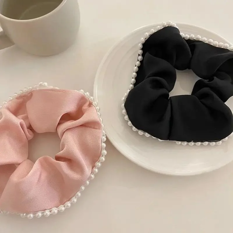 Wholesale Custom New Style Satin Silk Scrunchies Elegant Pearl Sweet Elastic Hair Bands