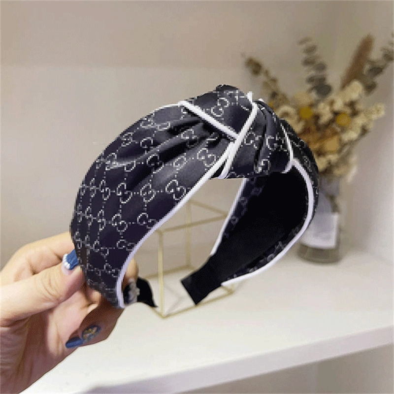 Luxury Jewelled Fabric Daily Wear White Pearl Beaded Headbands Women Knotted Pearl Wedding Baroque Designer Headband for Women