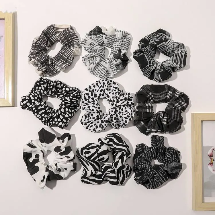 Korean Wholesalers Designs Fabric Scrunchies High Elastic Cow Zebra Leopard Hair Circle for Girls Headband Suppliers