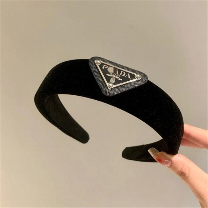 New Fashion Headbands Women Designer Luxury Hair Accessories Velvet Sponge Girls Black P Branded Headband