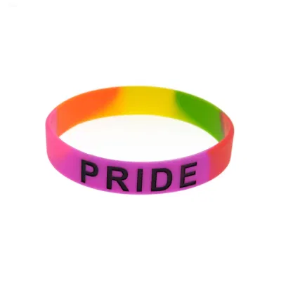 Rainbow Pride Gay Lesbian Pround bracciale in gomma personalizzato in plastica Prezzo all′ingrosso cinturino da polso in silicone per la vendita a caldo