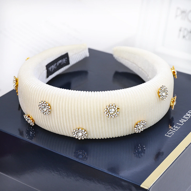 Rhinestone Floral Headband Women&prime;s Gold Velvet Thickened Sponge Fabric Hair Ornament Wide Side Hair Band