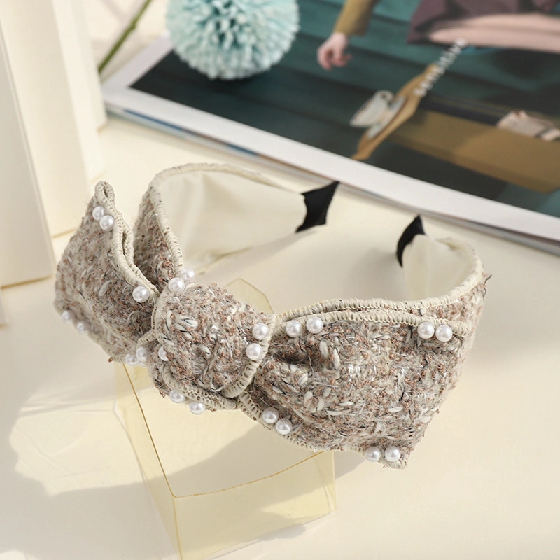 Fashion Early Autumn New Korean Version of Simple Simple Hair Edge Nail Pearl Hair Ornaments Headband Retro Knitted Fabric Bow Hair Band