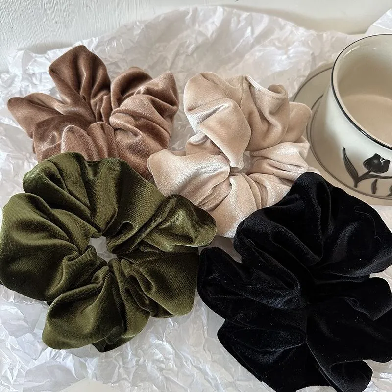 Wholesale Fashion Fluffy Oversized Velvet Scrunchies Hair Ties Bulk Luxury Plain Colour Makeup Large Scrunchy Hair Band