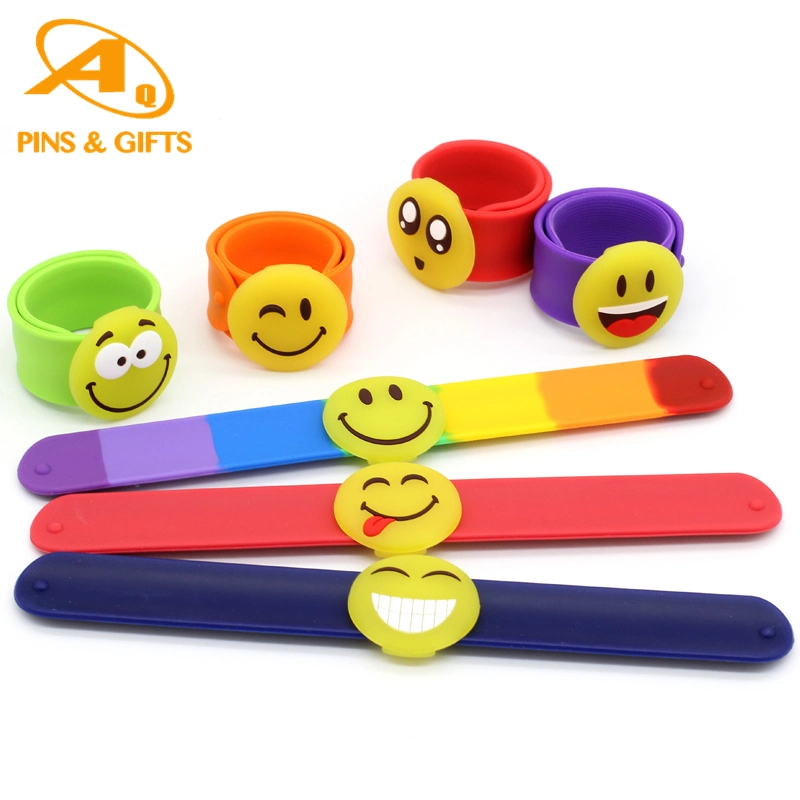 Wholesale Custom Printing Logo Children Silicone Reflective Child Slap Bracelet Wrist Band Kid Design Sanitizer Yellow Card Free Sample LED Wristband