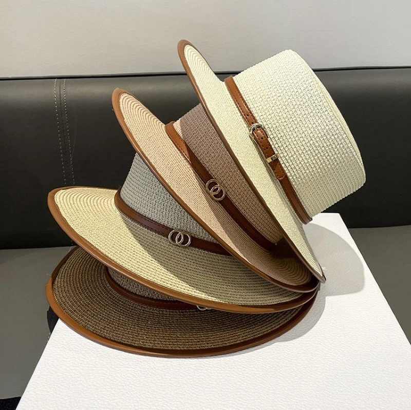 2024 New Flat Top Straw Panama Hats for Women Straw Caps with PU Decoration and Belt Band