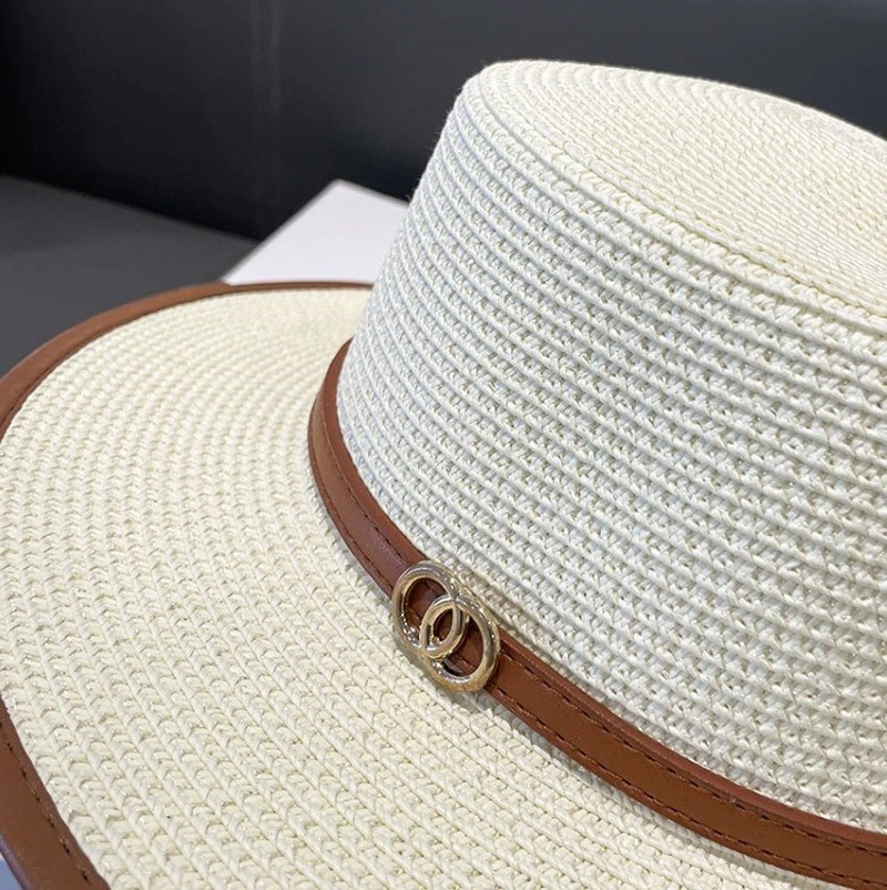 2024 New Flat Top Straw Panama Hats for Women Straw Caps with PU Decoration and Belt Band