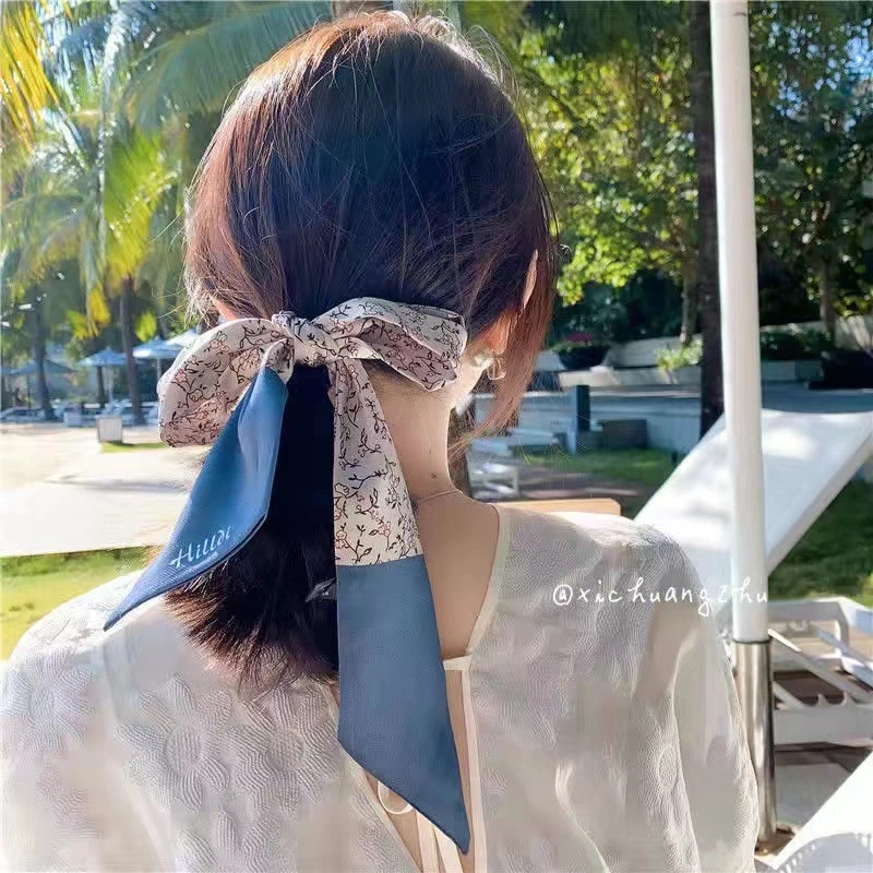 Women with Small Scarf Decoration Head Band