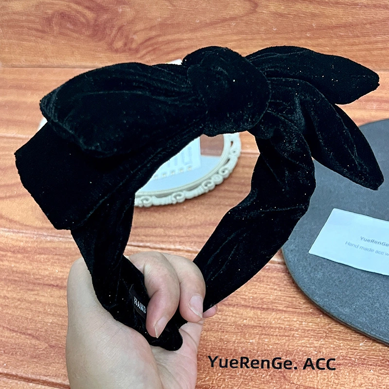 Korean Vintage Temperament Black Velvet Bow Simple Elegant Wide-Brimmed Headband