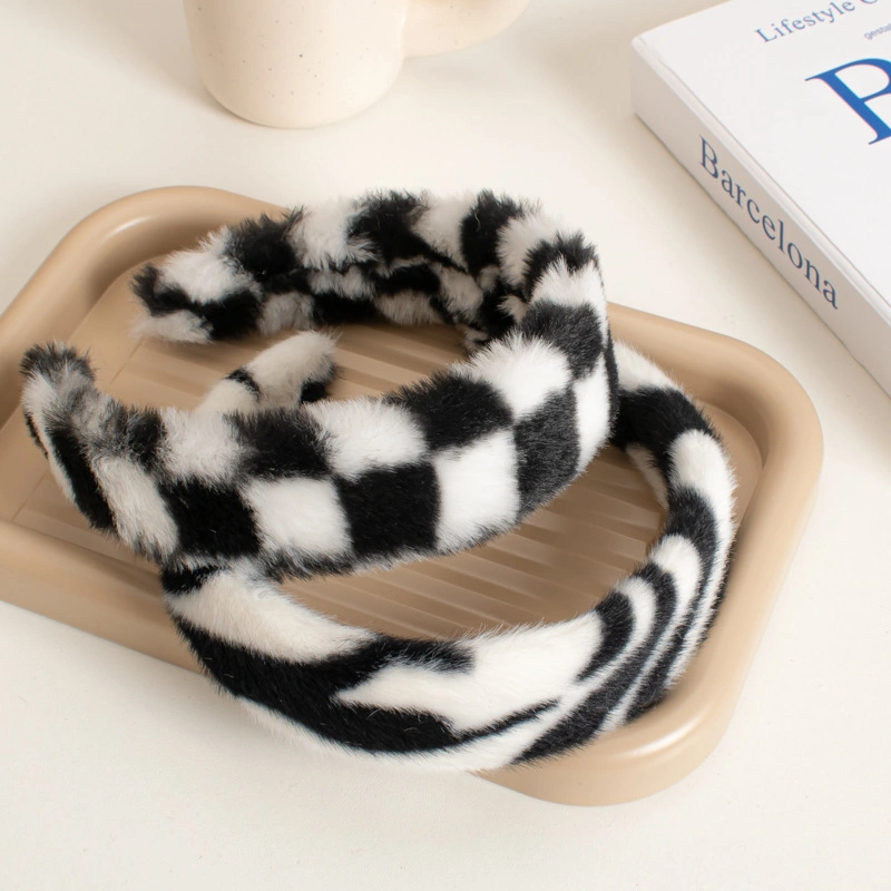 Black and White Checkered Wide Edge Hair Hoop Stripe Plush Headband