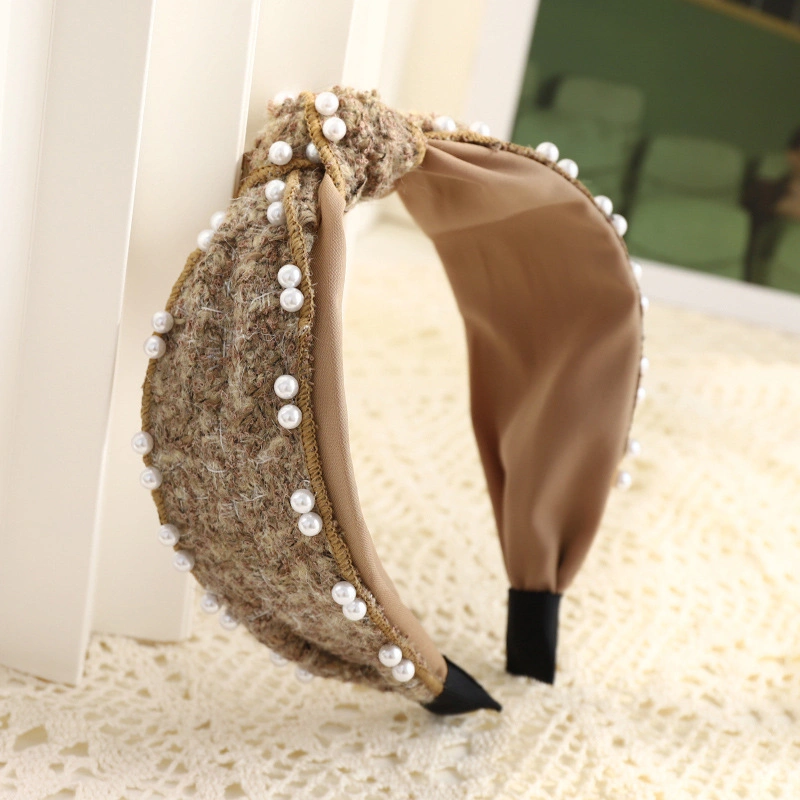 Early Autumn New Korean Version of Simple Simple Hair Edge Nail Pearl Hair Ornaments Headband Retro Knitted Fabric Bow Hair Band