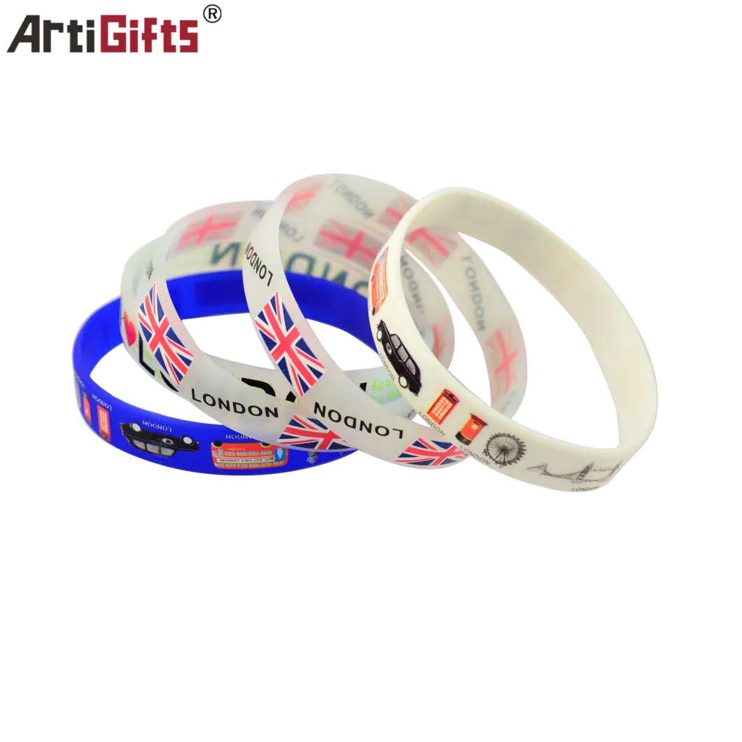 Hot Sale Fashion Silicone Wristband Holder Bracelet