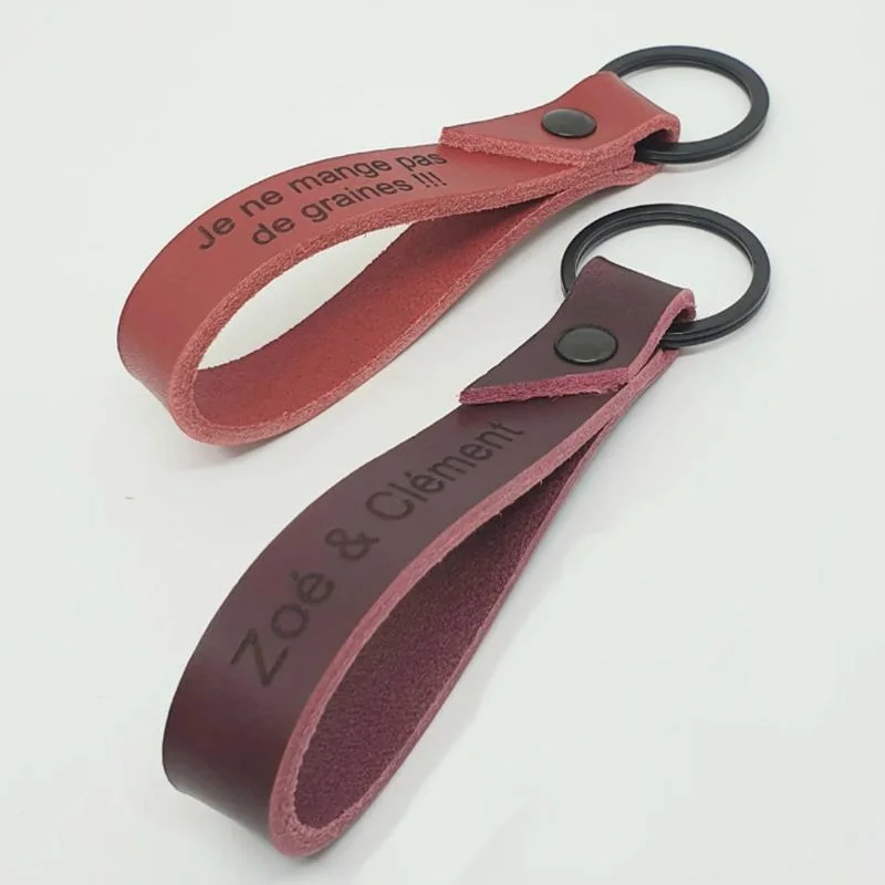 Free Sample Custom PU Cute Leather Car Keychain Short Key Lanyard with Carabiner