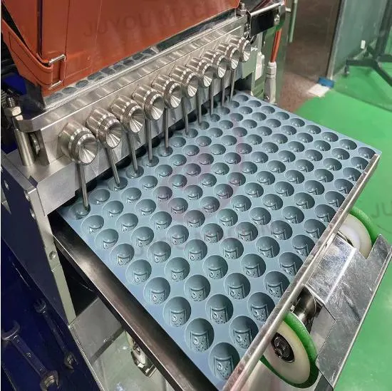 High Efficiency Chocolate Soft Candy Pouring Machine Desktop Candy Making Machine Depositor Gummy Candy Making Machine