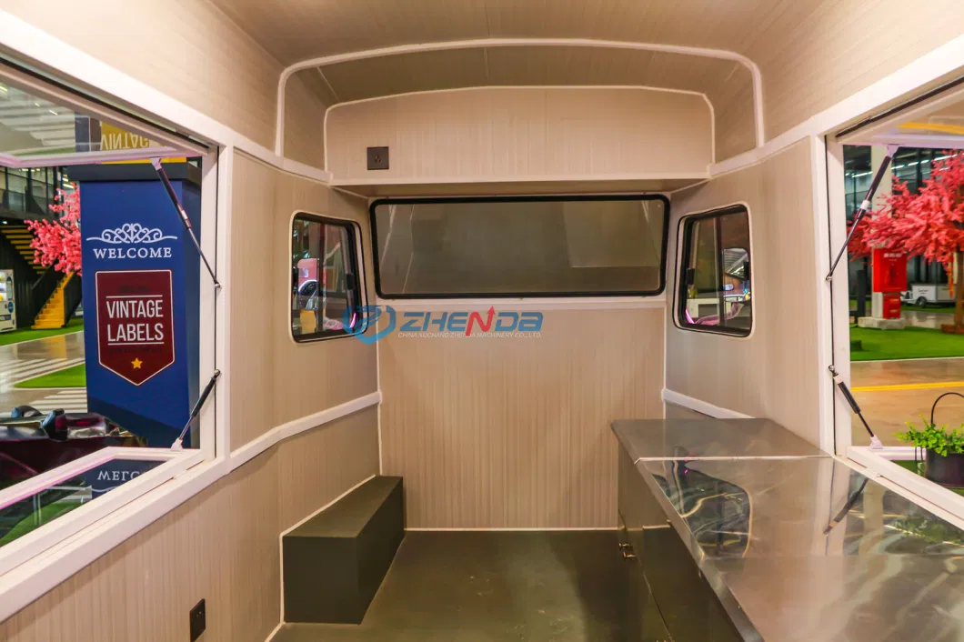 Customized New Mobile Food Truck/Street Outdoor Mobile Kitchen