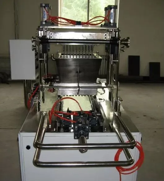 Factory Price Toffee Candy Sweet Making Machine Gummy Candy Pouring Machine