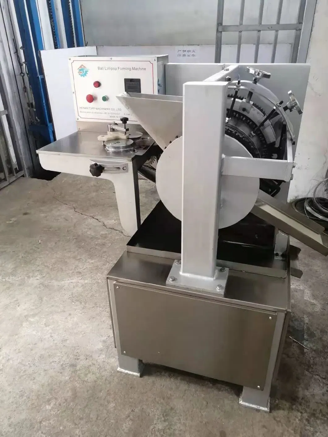 New Tech China Manufacturer Candy Production Line Lollipop Candy Production Line