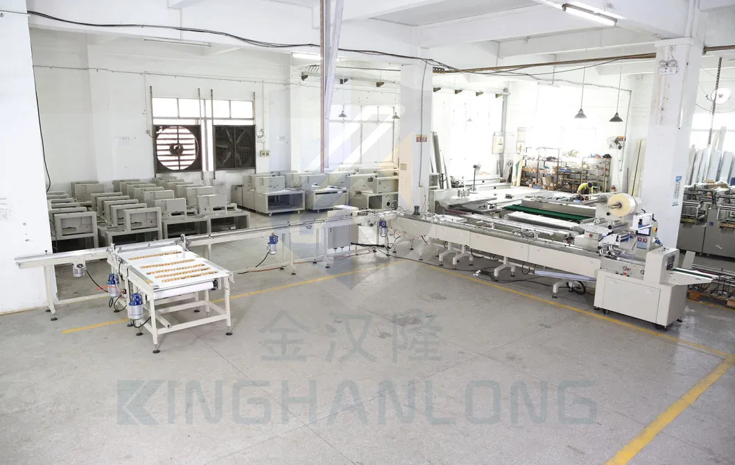 Automatic Food Packing and Feeding Line Form Fill Seal Wrapping Flow Packaging Packing Filling Machine for Caramel Treats, Egg Rolls Wafer Chocolate Pastry