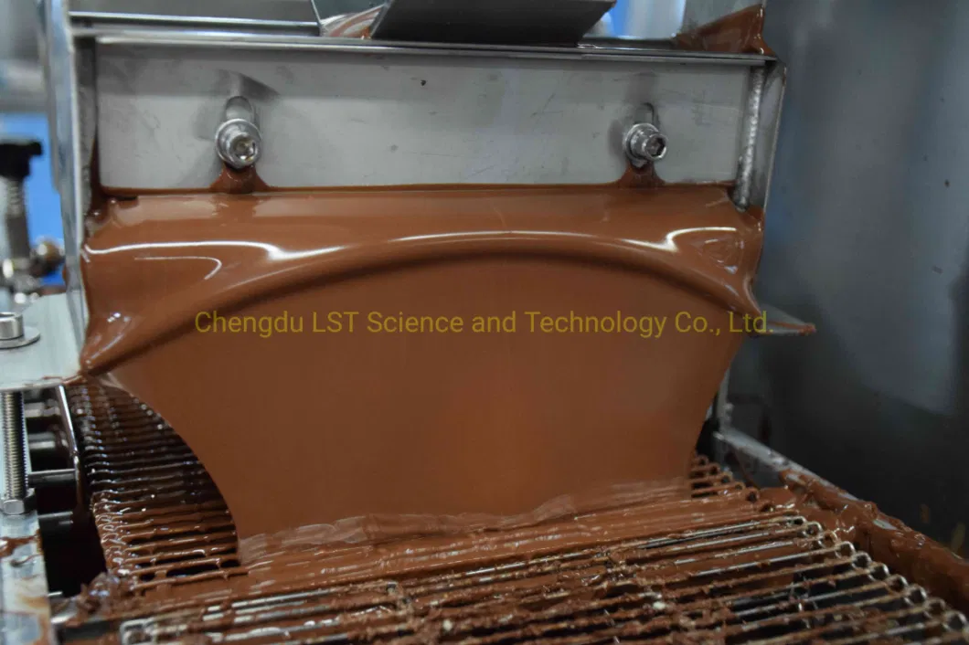 China Electric Lst Wooden Case 850*750*1550 Chocolate Making Machine 25L 60L 100L