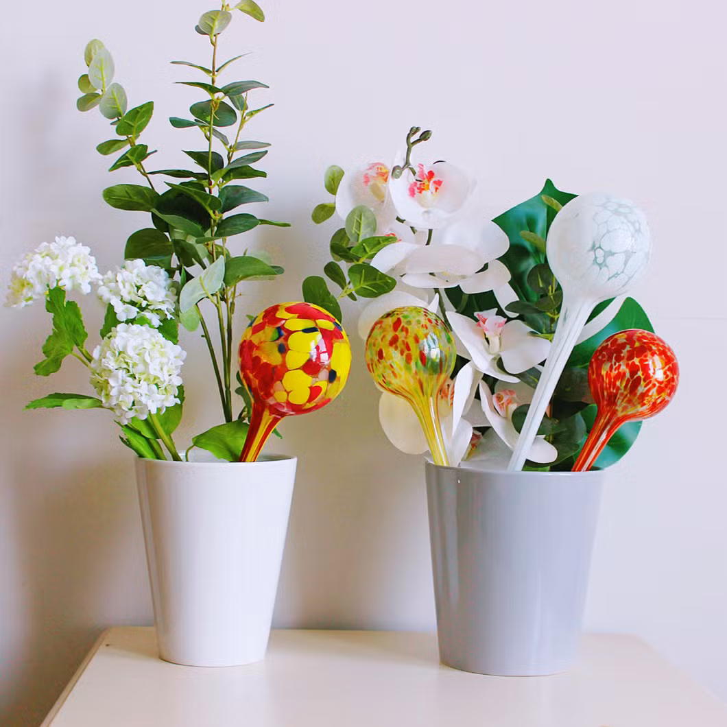 Colorful Hand Blown Glass Decorative Indoor Potted Plant Hydro/Aqua Automatic/Self Watering Flower Water Bulbs
