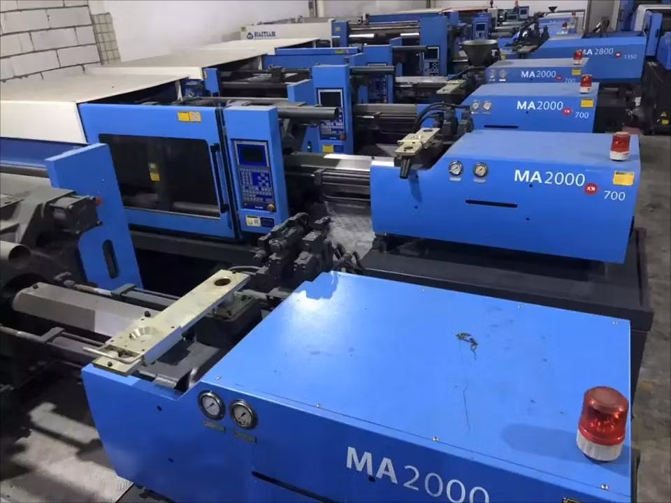 800 Ton LSR Balloon Injection Molding Machine Plastic Bottle Recycling Machine Pelletizing Line