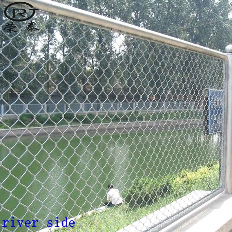 6m Height Fence Chain Link Weaving Mesh Fence Soccer Filed Net Diamond Wire Mesh Fence