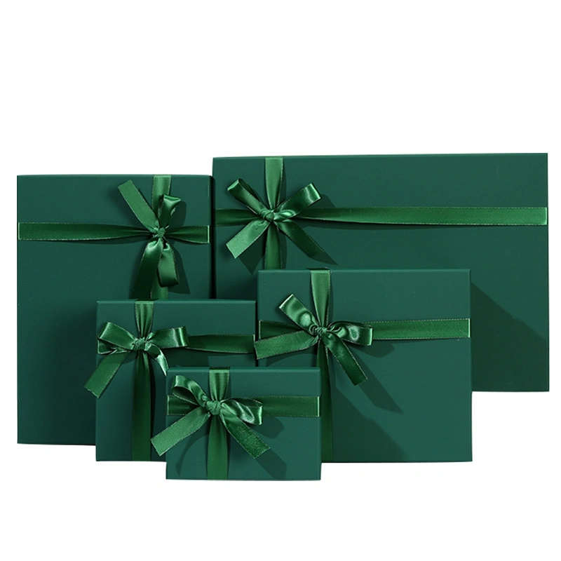 Logo Customized Cardboard Paper Box Christmas New Year Gift Packaging Box Set with Luxury Ribbons