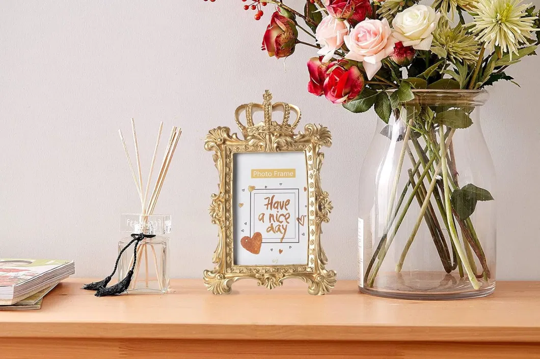 Home Decor Desktop Novelty Golden Crown Shape Resin Photo Frame