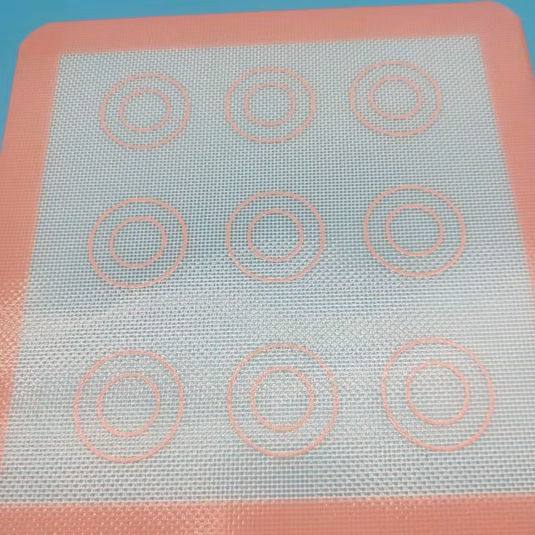 -40&ordm; C to 250&ordm; C Heat and Low Temperature Resistant Silicone Pastry Mat