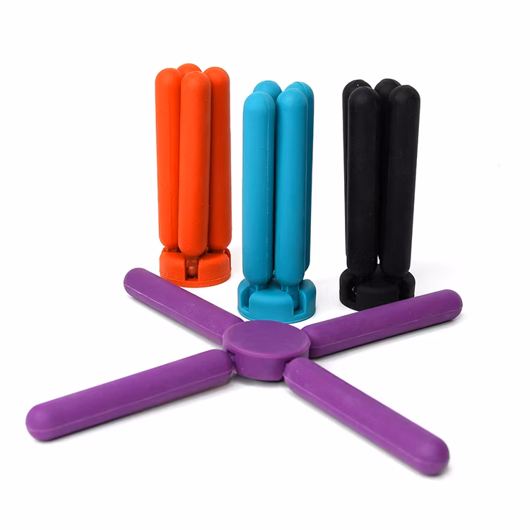Kitchen Accessories Folding Trivets for Hot Pots and Pans Heat Resistant Silicone Foldable Trivet
