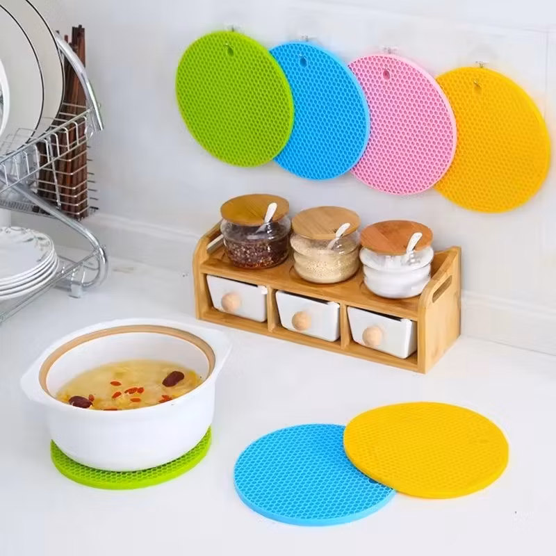 BPA Free Silicone Placemat Super Sofe Table Mat Heat Resistant for Kitchen