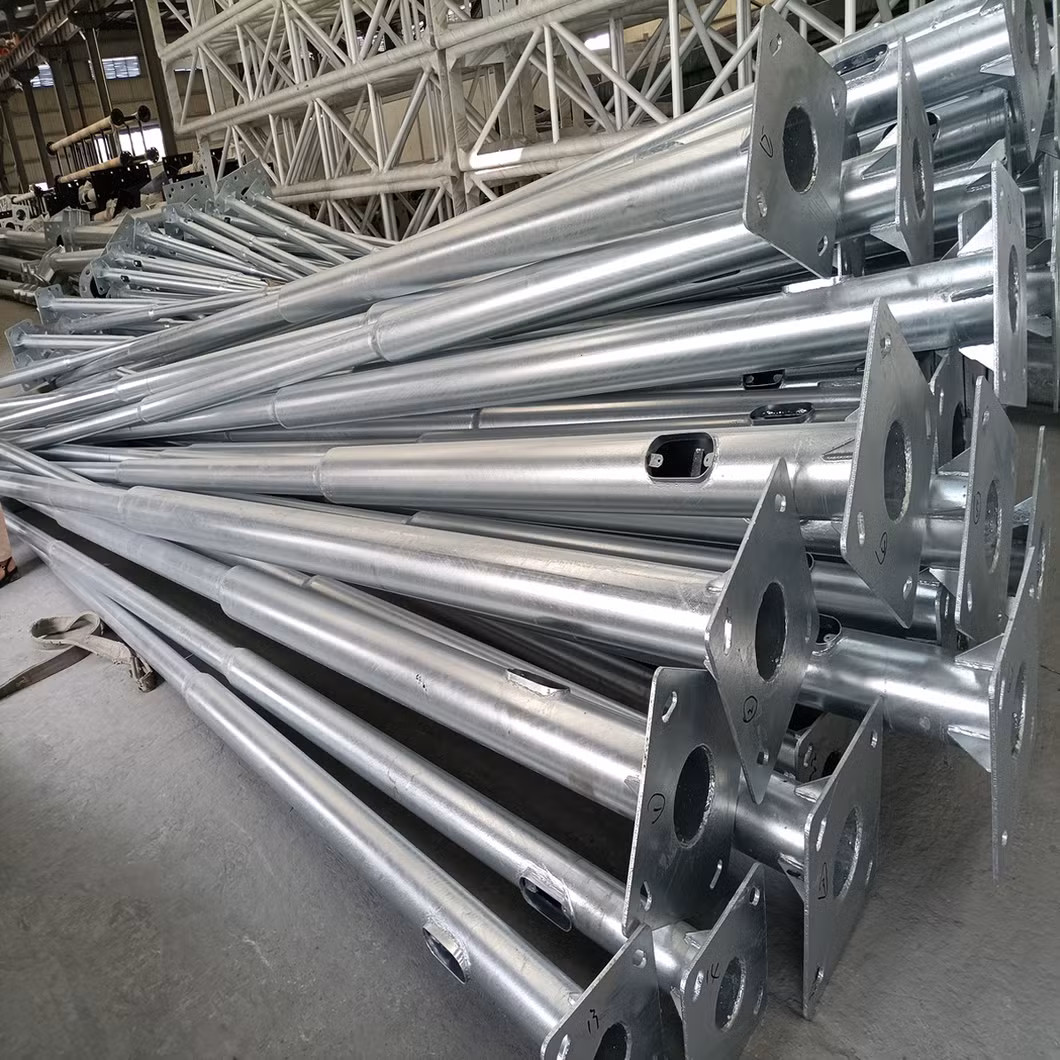 Manufacturer Design 3m 5m 6m 8m 10m 12m Hot-DIP Galvanized Outdoor Lamp Pole Post Solar Street Light Pole for Outside