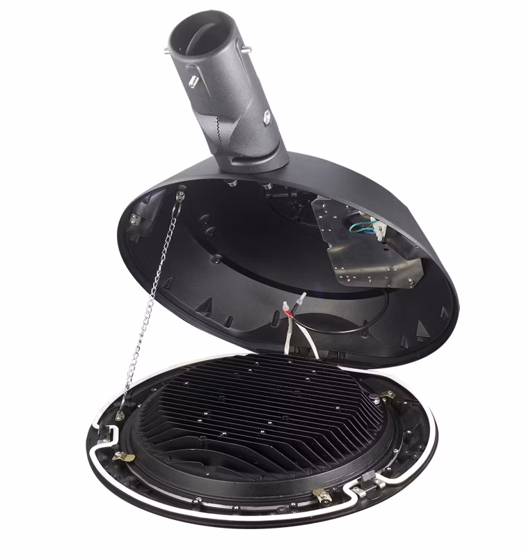 Outdoor 5 Years Warranty IP66 Outdoor Lighting 30W 50W 80W 100W 120W 200W 250W Luminaire LED Street Lamp for Road Lighting Garden Lighting Parking Lot Lighting